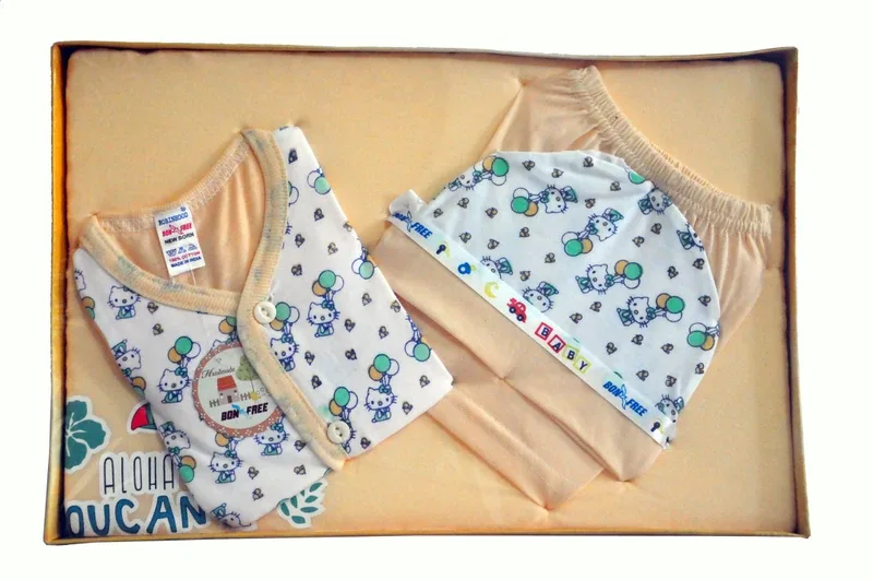 Bonfree BelleGirl 100% Cotton New Born Gift Set of 4 Pcs Premium Cream 0-3M(Cream)
