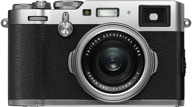 FUJIFILM X X-100F(24.3 MP, Silver)