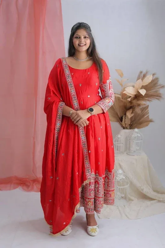 Jay Gopal Tex Women Kurti Pant Dupatta Set