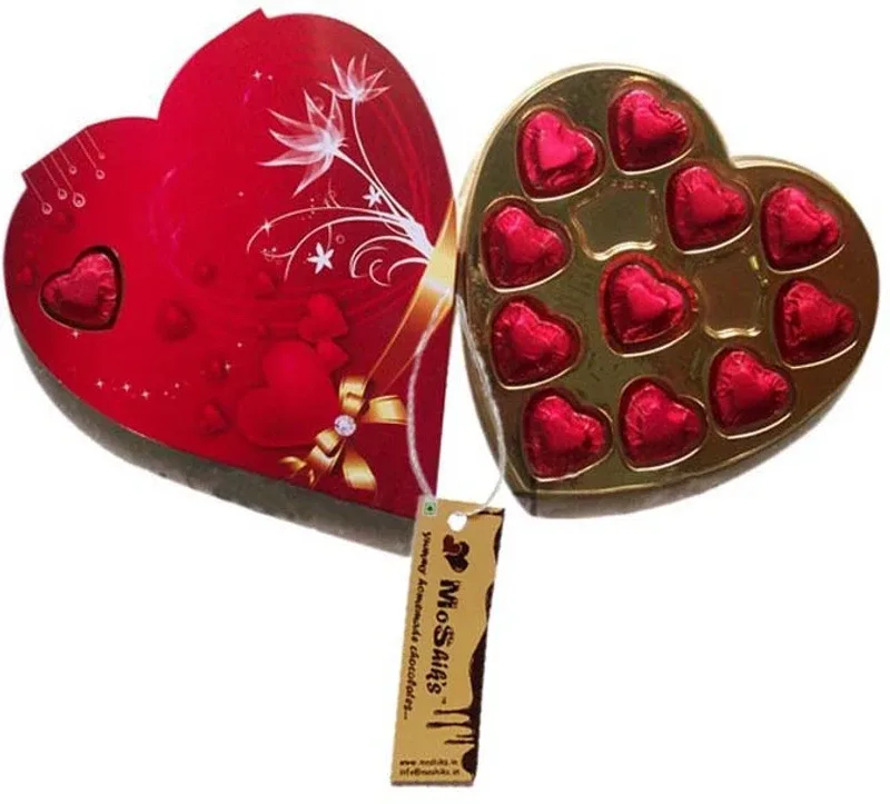 Moshiks 11 HEART RED BOX MILK CHOCOLATE Bar(0.11 kg)